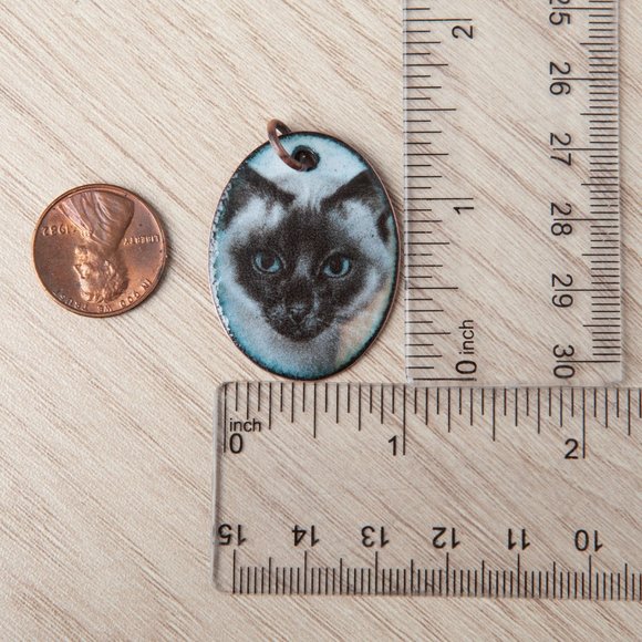 Handmade Copper Enamel Siamese Kitty Cat Pendant Handcrafted Jewelry 1.375" x 1" - Picture 3 of 7